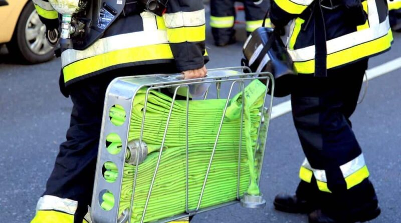 Eine Verpuffung sorgte am Abend des 27. Mai 2021 für einen Einsatz der Feuerwehr Essen.