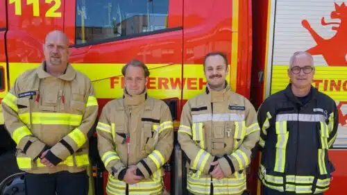 Kollegen von anderen Feuerwehren im Dienst in Ratingen.