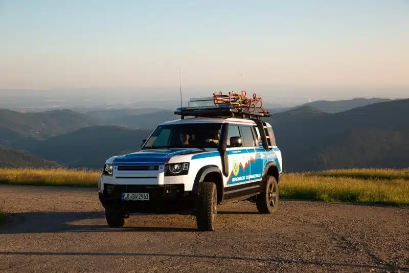 Das neue Bergwacht-Einsatzfahrzeug auf Landrover Defender