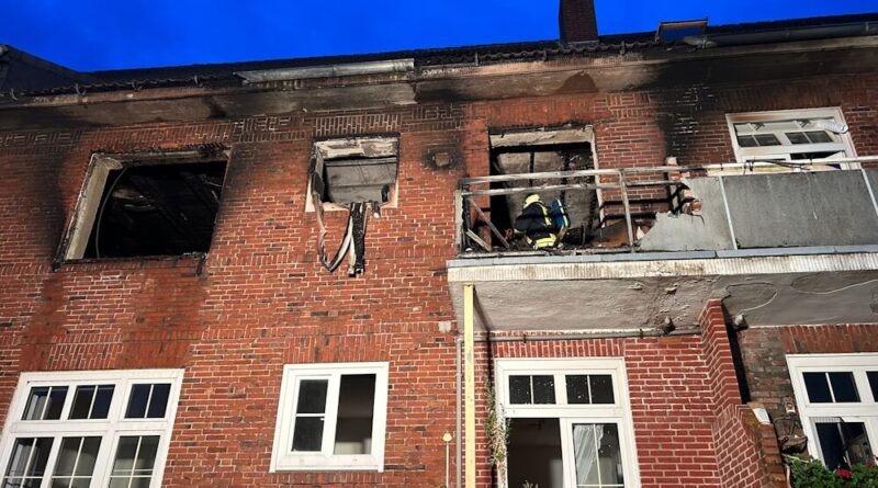 Das von dem Wohnungsbrand betroffene Haus