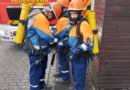 Jugendfeuerwehr im Einsatz. Spezielles Atemschutzgerät