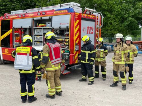Besprechung vor dem Einsatz