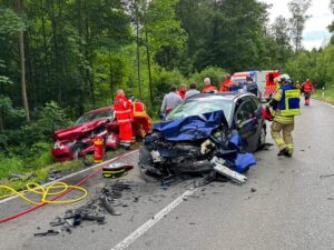 Einsatz auf der K7783 am 27. Mai 2025 nach einem schweren Begegnungsunfall. Foto: KFV Bodenseekreis