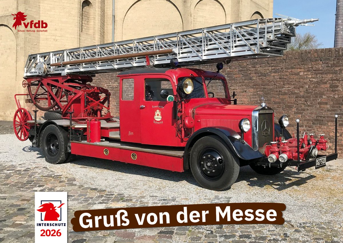 Postkartengruß von der Messe: Abgebildet ist die historische Metz Patent Automobil-Drehleiter von 1935. (Foto: Thomas Knauf/vfdb)